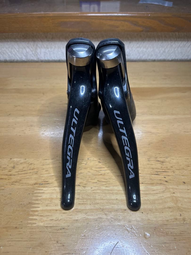 ULTEGRA ダブルシフター ST6800 11速 ULTEGRA ダブルシフター ST6800 11速