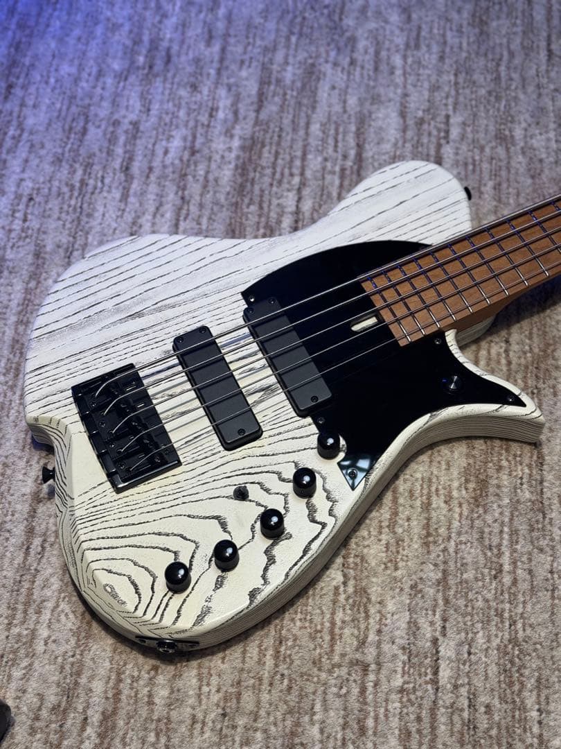 じ*ふ様 【美品】 Vola Guitars Vasti 5 STM J1 - メルカリ