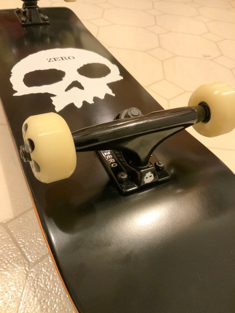 ZERO スケートボード コンプリート 8.0inch
