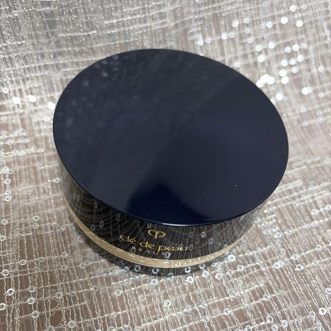 【美品】クレドポーボーテ プードルトランスパラントn M クレ・ド・ポー ボーテ / プードルトランスパラントnの公式商品情報