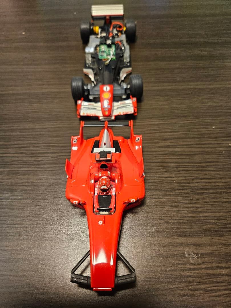 希少 販売終了モデル 京商ミニッツF1 フェラーリ シャーシ&ボディ