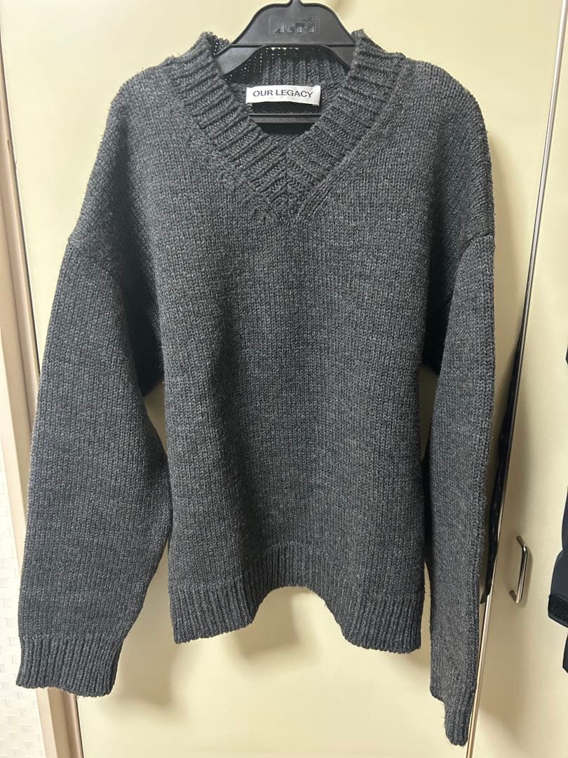 OUR LEGACY SONAR V-NECK 44 限定値下げ - メルカリ