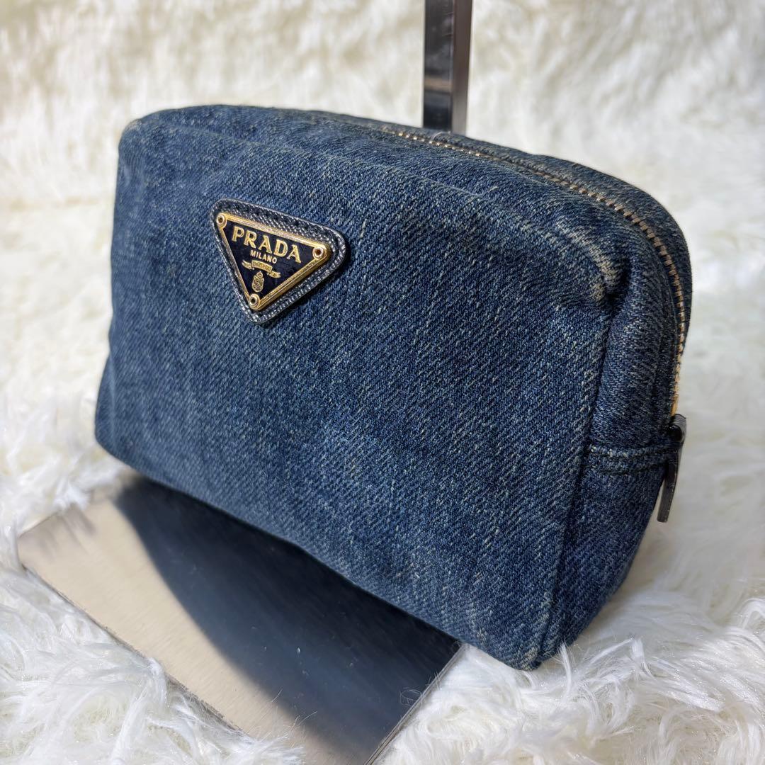 【✨良品✨】PRADA プラダ デニム ポーチ 三角ロゴ 化粧ポーチ 小物入れ PRADA （プラダ） デニム ポーチ トライアングルロゴ をお買取り