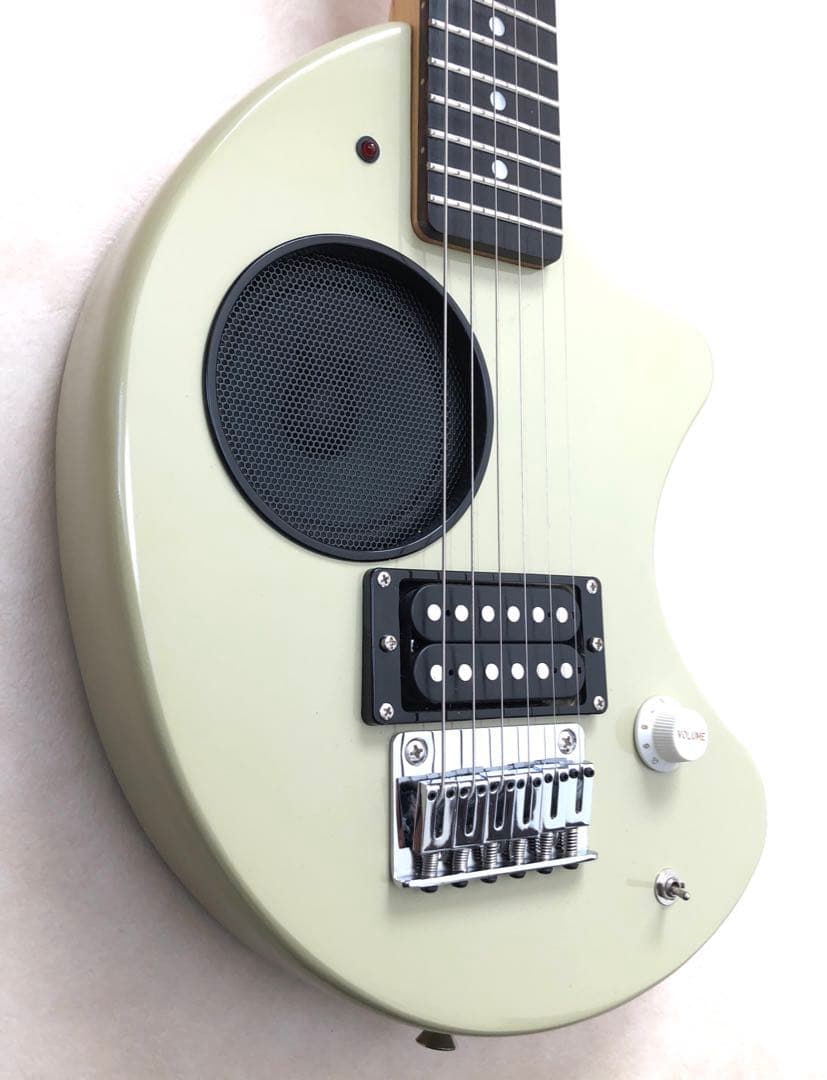 超美品】ZO-3 グレー アンプ内蔵ミニギター 専用ケース付 ぞーさん