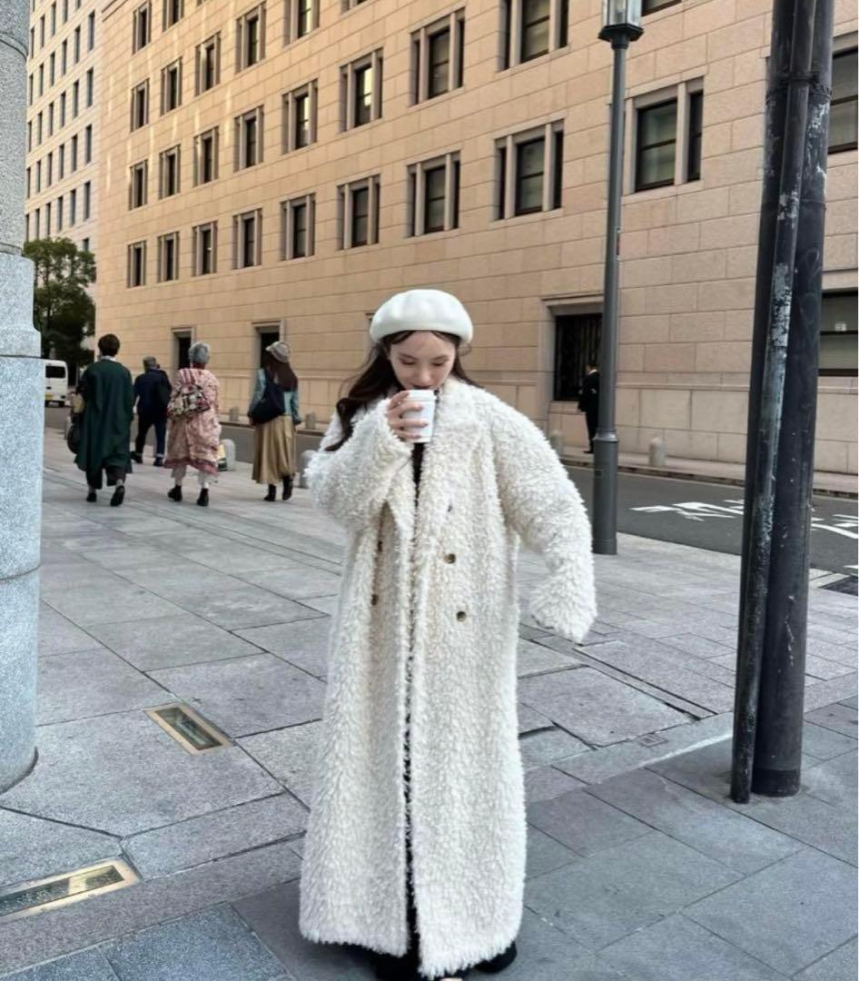 Acka acka poodle boa long coat (size2) - メルカリ