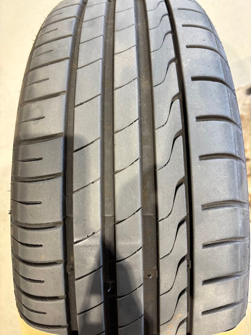 80000000 レヴァンナ18㌅ 7.0J +38 6H139.7