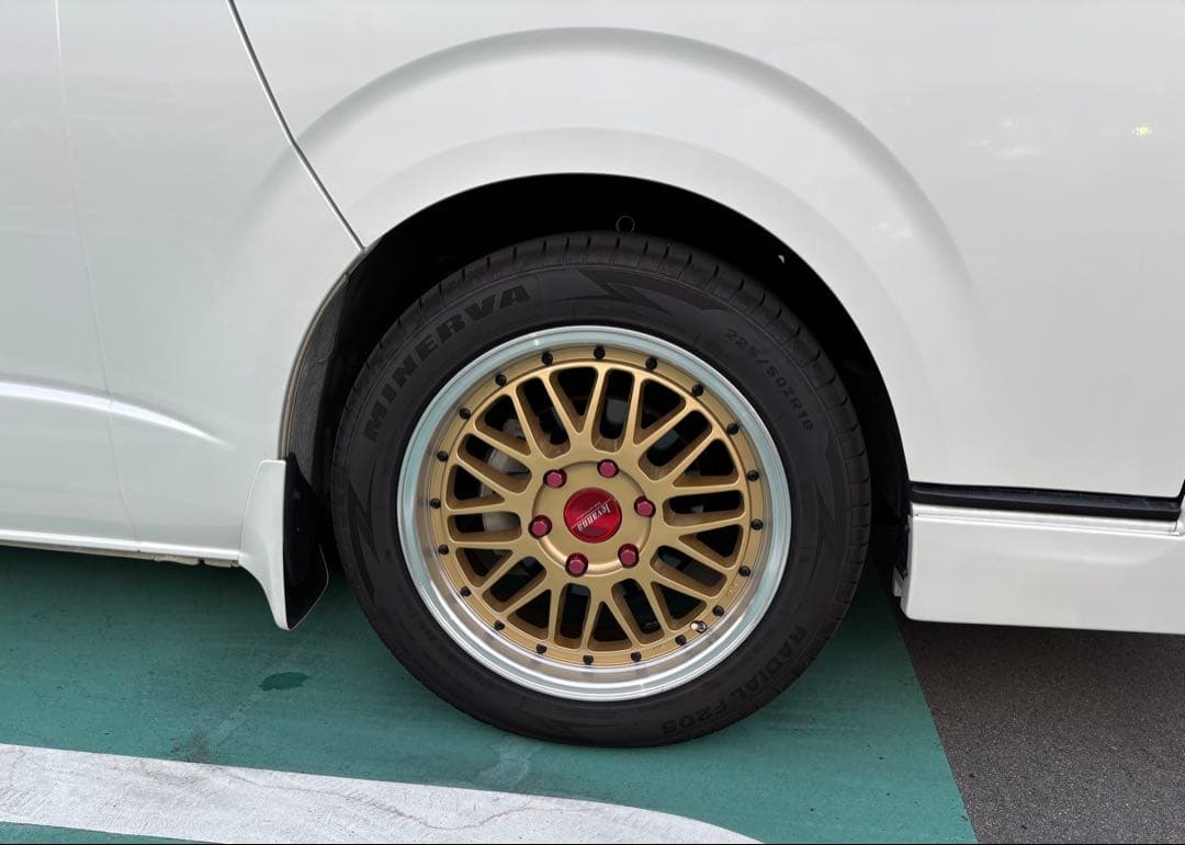 80000000 レヴァンナ18㌅ 7.0J +38 6H139.7