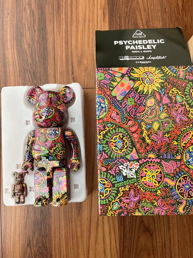 ベアブリック Psychedelic Paisley hide - メルカリ