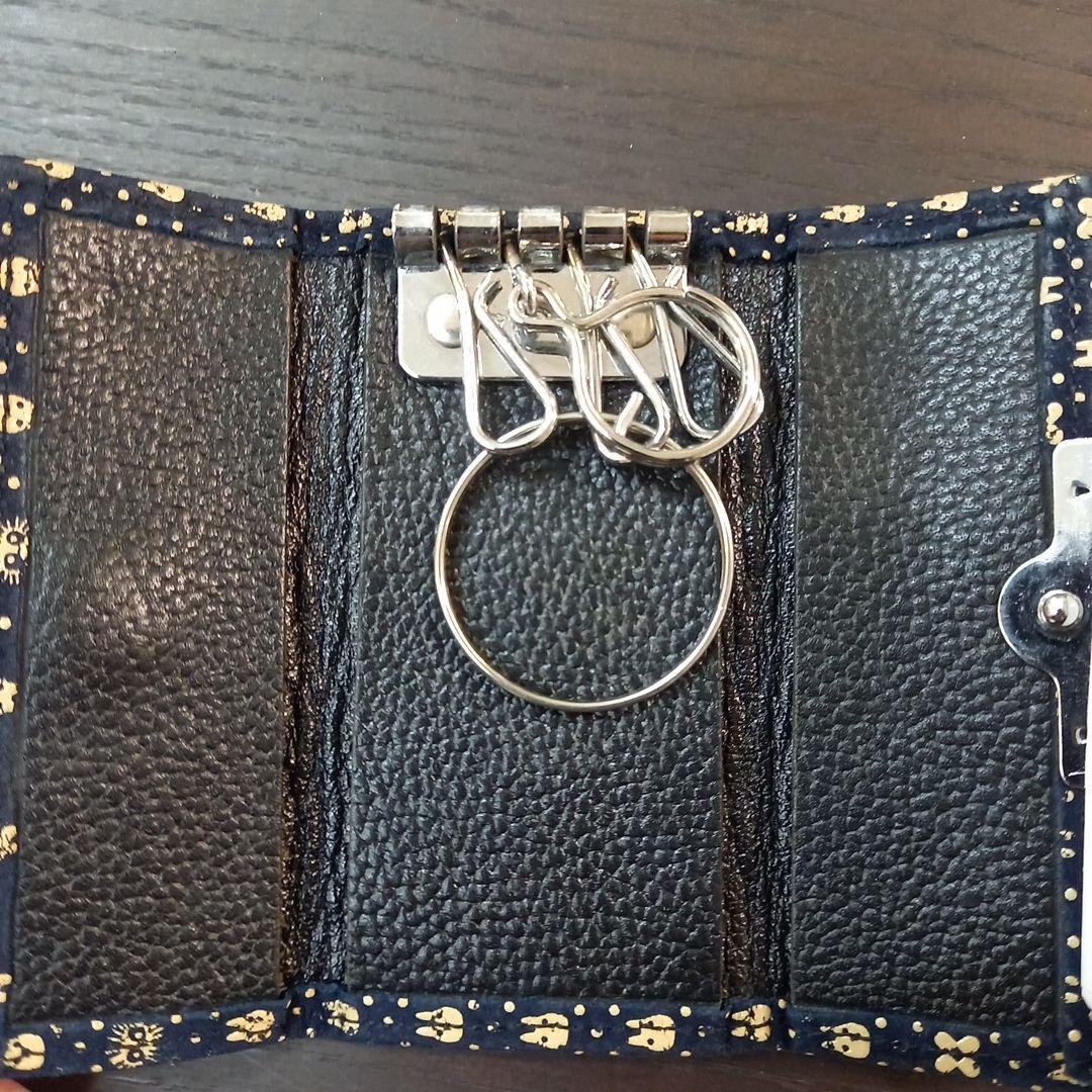 ジブリ となりのトトロ 伝統印伝シリーズ キーケース 紺 青 - www