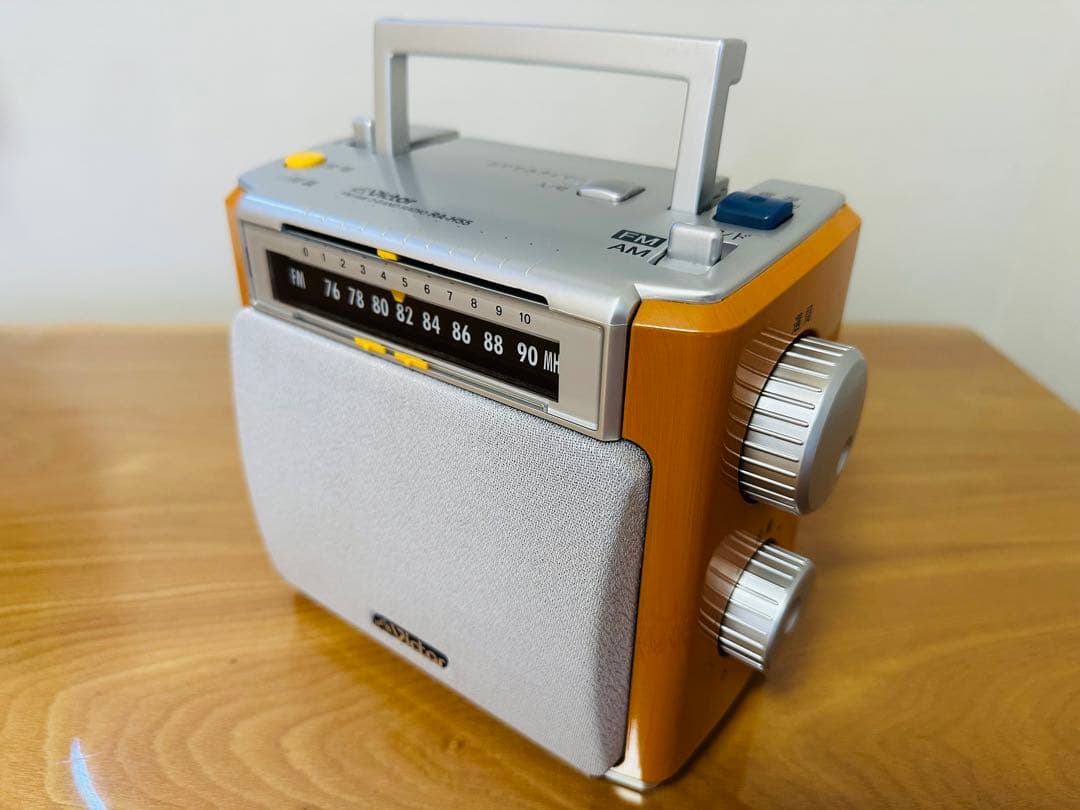 ビクター ラジオ（FM/AM) RA-H56