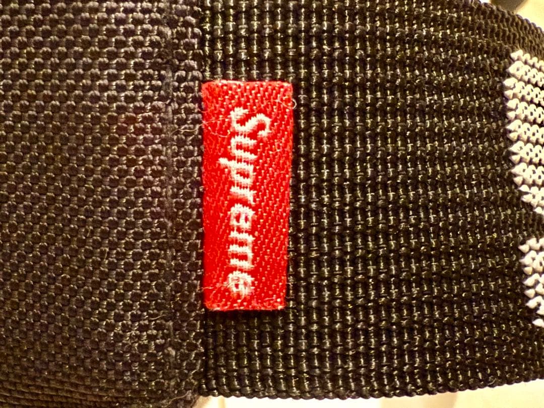 バッグ Supreme 18SS Waist Bag \"Black\"