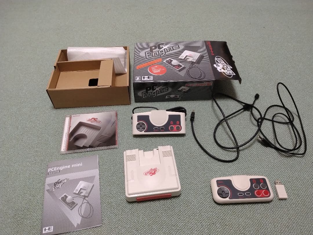 M*S様 PC Engine mini(特典CD付)+ワイヤレスコントローラー コンパクトでレトロかわいいスーパーミニコントローラーが新発売