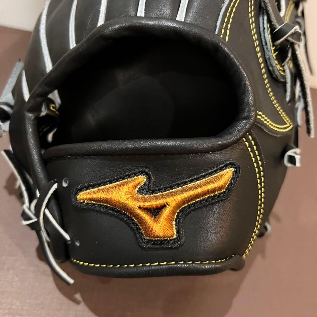 新品未使用☆Mizuno 硬式用 グローブ 25年春夏限定 サイズ11 右
