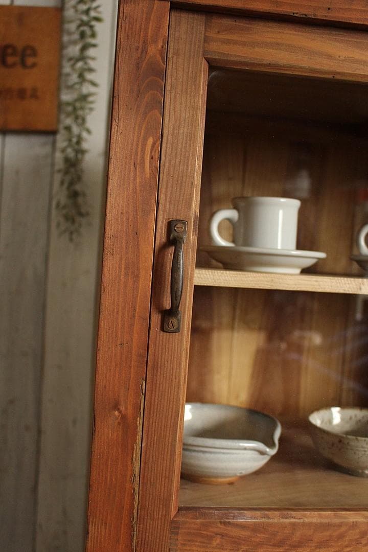 古く味のある木枠ガラス戸棚 食器棚 水屋 キャビネット 古家具