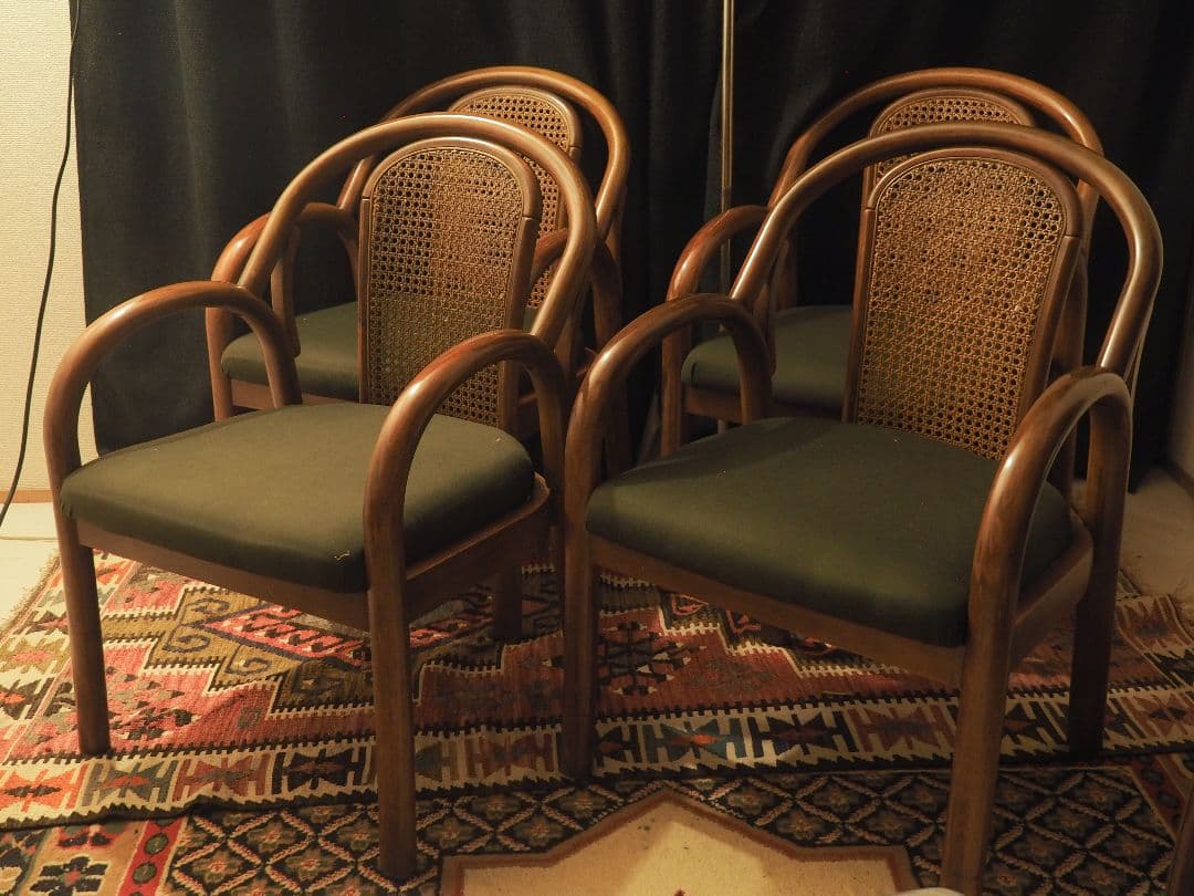 【値引中】“karimoku”アームラタンチェアD