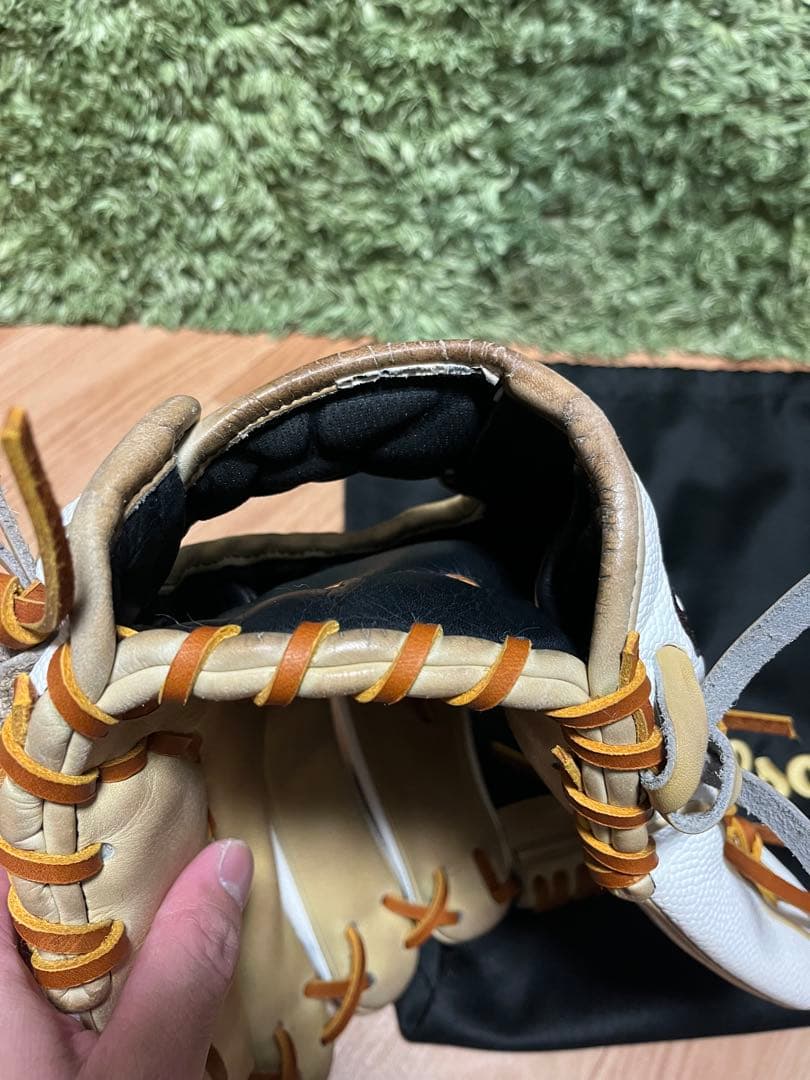 Wilson A2000 H12 硬式グラブ ホワイトSS×キャメル - メルカリ