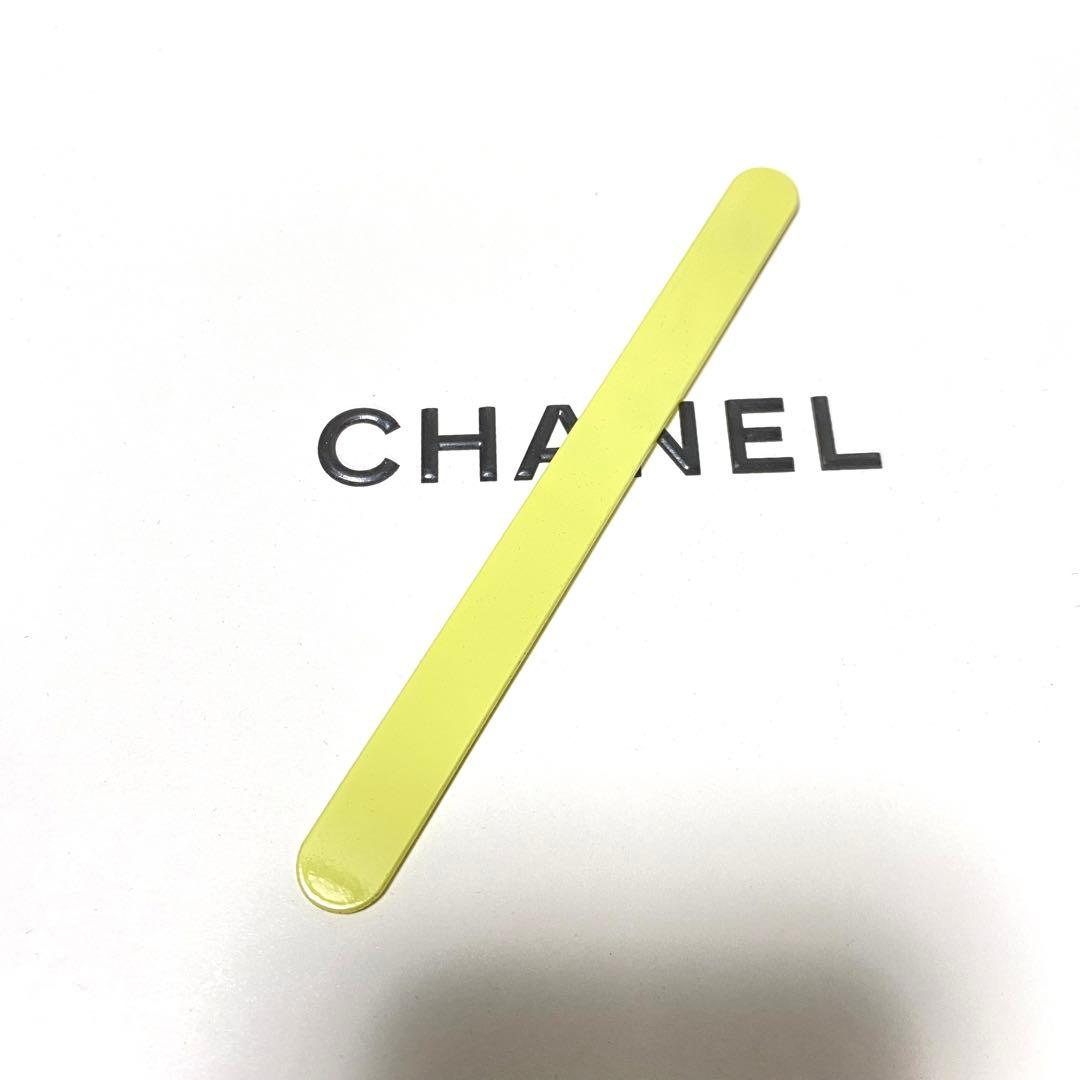 シャネル ネイルファイル オヴニー 129 黄色 CHANEL 爪やすり - メルカリ
