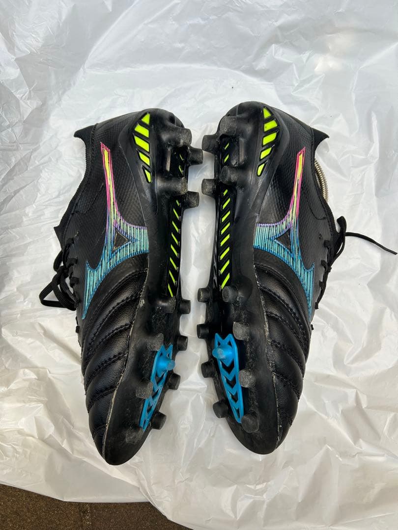 ミズノ　モレリア NEO 3 JAPAN β サックス　ブラック　27.0cm