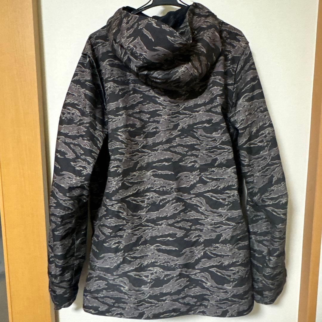 VOLCOM 迷彩柄 スノーボードジャケット M 楽天市場】VOLCOM ボルコム