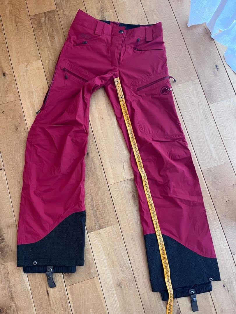 MAMMUTマムート スノーボード・スキーパンツ 濃ピンク 美品 ウィンター