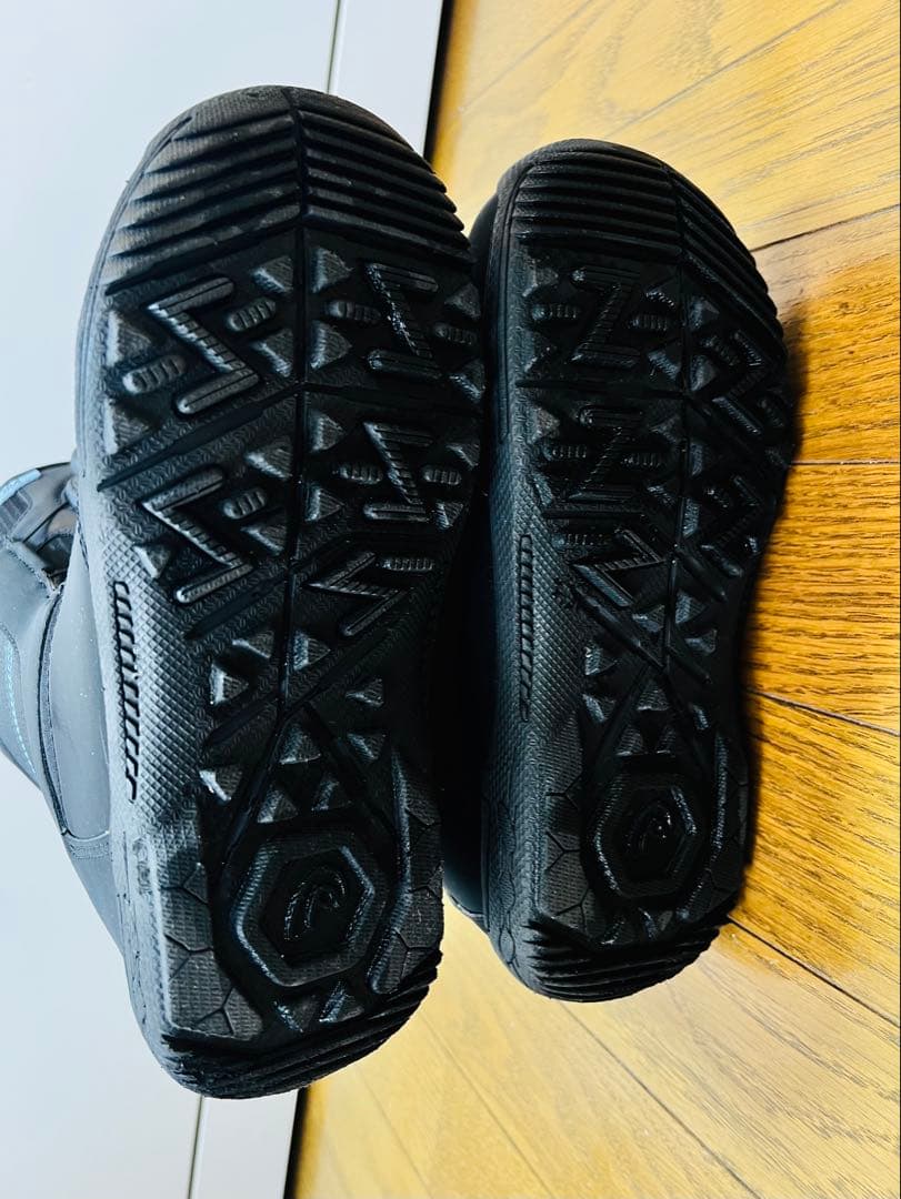 HEADスノーボードビンディングとHEADブーツ BOA(23.5cm)セット