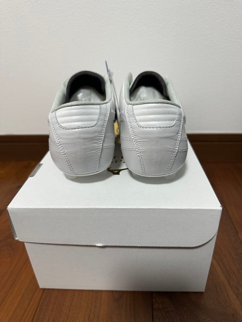 【新品未使用】ミズノ モレリア UL JAPAN 40th 24.0cm