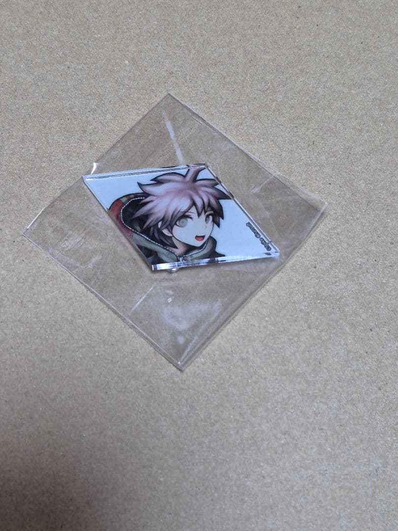ダンガンロンパ 希望のカケラ アクリルバッジ 苗木誠 - メルカリ