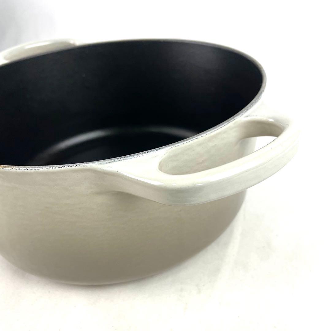 ル・クルーゼ 両手鍋 ココットロンド 22 3.3L 金 ゴールド つまみ