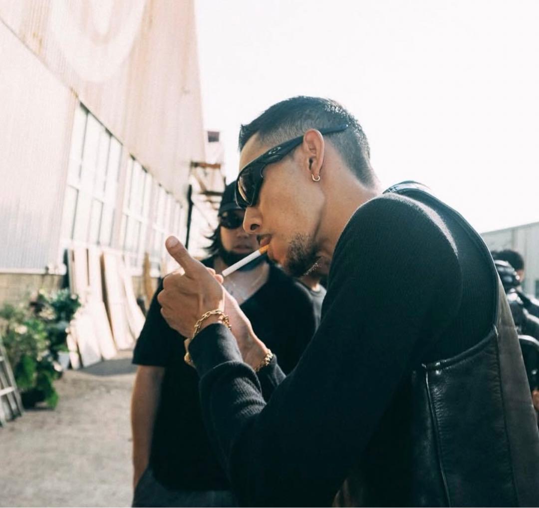 OAKLEY ピットブル オークリーサングラス io着用 - メルカリ