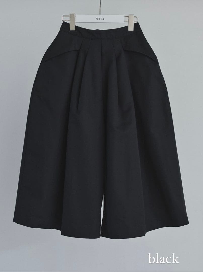 Nala 黒 ドレスパンツ　新品未使用 Nala(ナラ) タックワイドドレスパンツ2024-DP 2024-DP ブラック サイズ