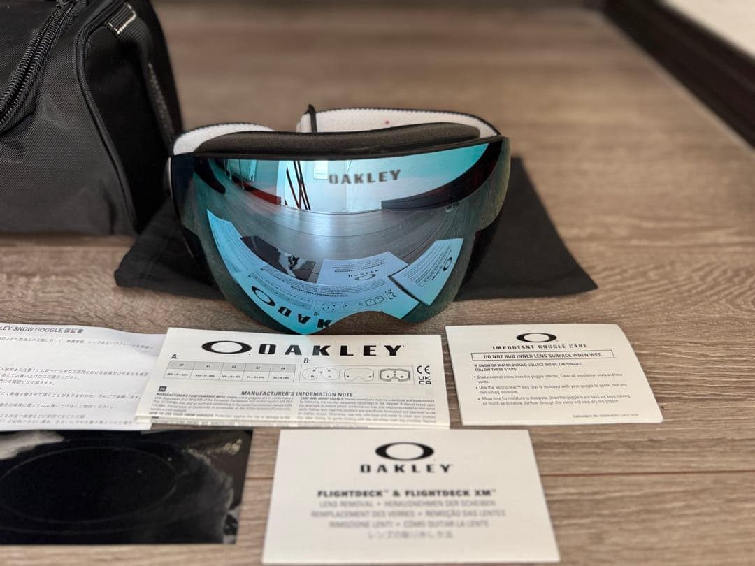 OAKLEY PLUTONITE® ミラーゴーグル ケース付き OAKLEY（オークリー） 23-24 OAKLEY ゴーグル ミラーレンズ スペア