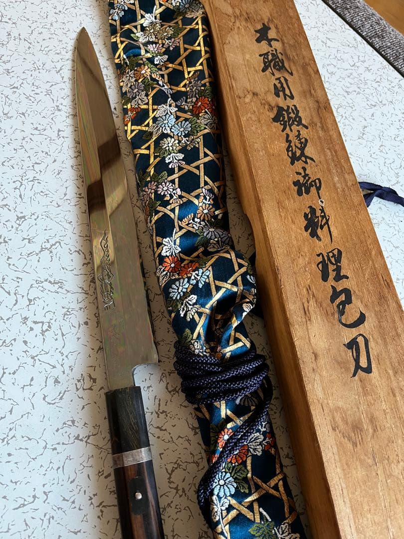 柳刃包丁　水本焼　極上　尺ニ寸 かまた刃研社 白二鋼水本焼（富嶽模様）柳刃