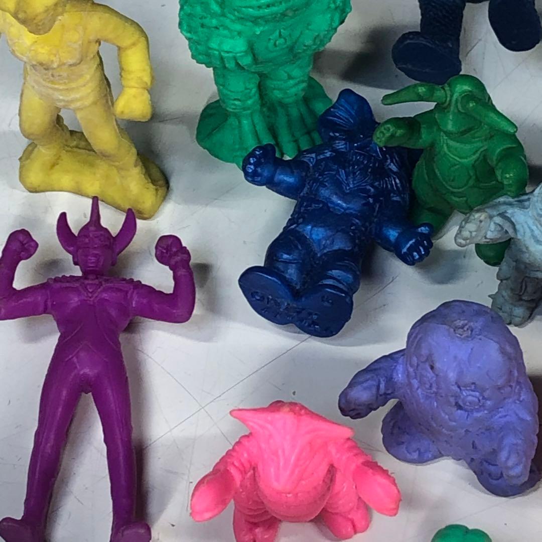 ウルトラマン ウルトラ怪獣 ゴム人形 塩ビ人形 まとめ売り - メルカリ