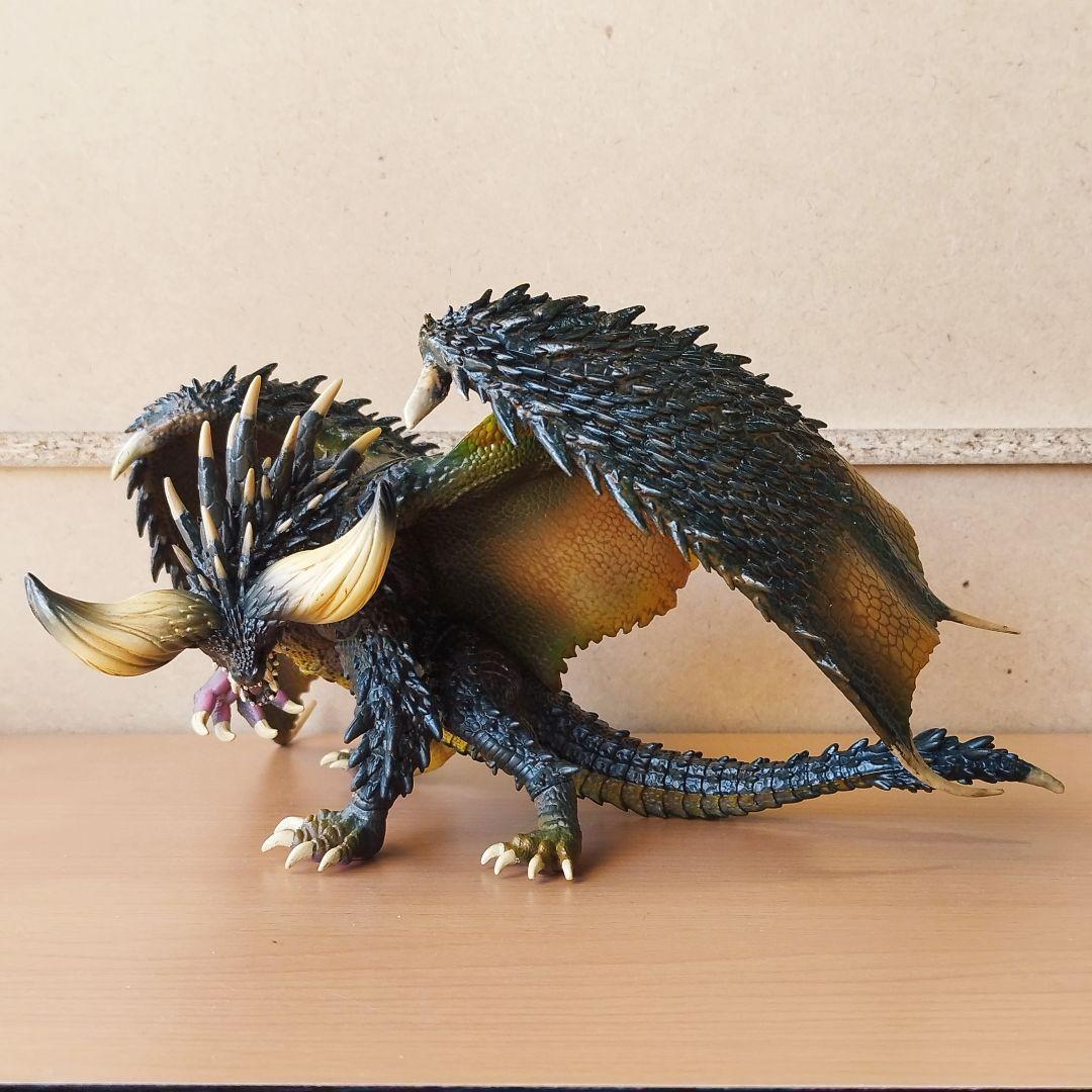 ネルギガンテ 一番くじ モンスターハンター：ワールド A賞 - メルカリ