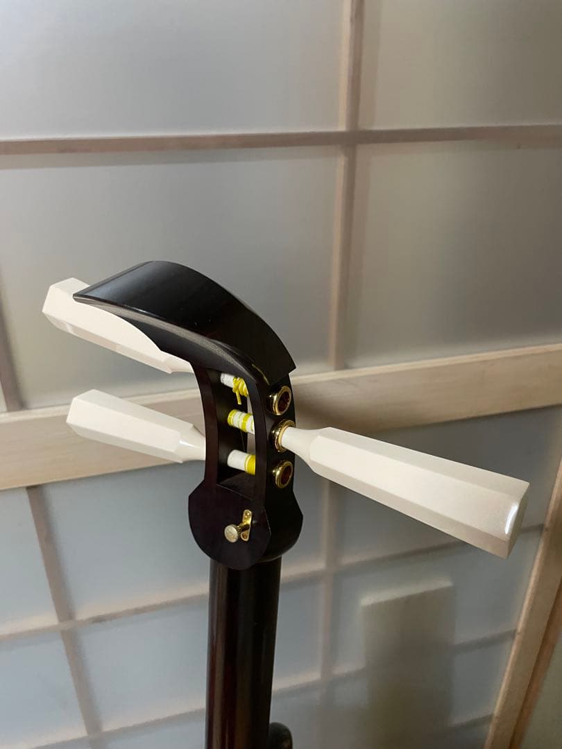 美品カンベリ破れなし】紅木 津軽三味線 両犬皮 二本溝 太棹 ケース、