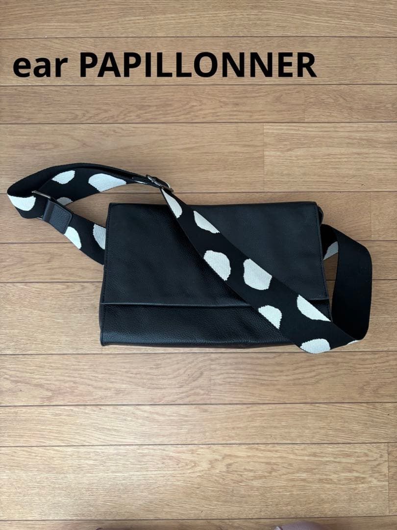 ear PAPILLONNER ワイドテープショルダーバッグ/ボディバッグ 本革/470g》ワイドテープショルダーバッグ/ボディバッグ（ショルダー