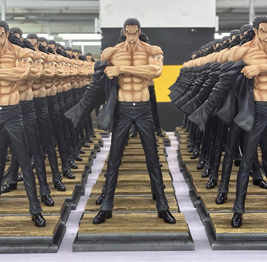ワンピース CP9ロブ・ルッチ フィギュア 塗装済み完成品 ガレージ