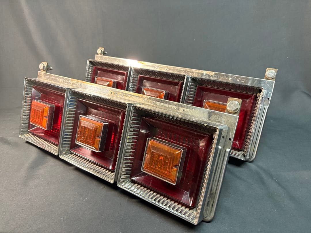 JB　角テール　角型　ウインカーリレー　左右セット JB(改)角型3連テールランプ大型 赤/橙(リレー付き) 日本ボデーパーツ
