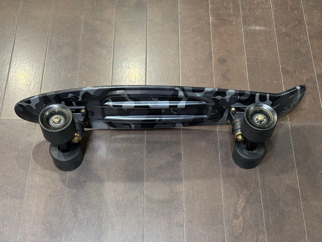 Penny 22インチ 日本限定 ペニー 黒×金×カモフラ スケボー クルーザー