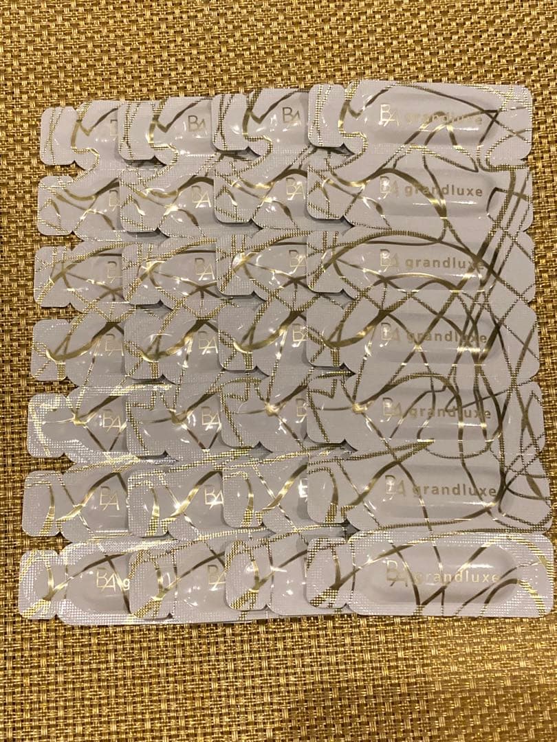 新入荷POLA 最高峰エイジングケアB.A グランラグゼ IV 美容液28枚 B.A グランラグゼ IV(本体 50g): 商品詳細 | ポーラ公式 エイジング