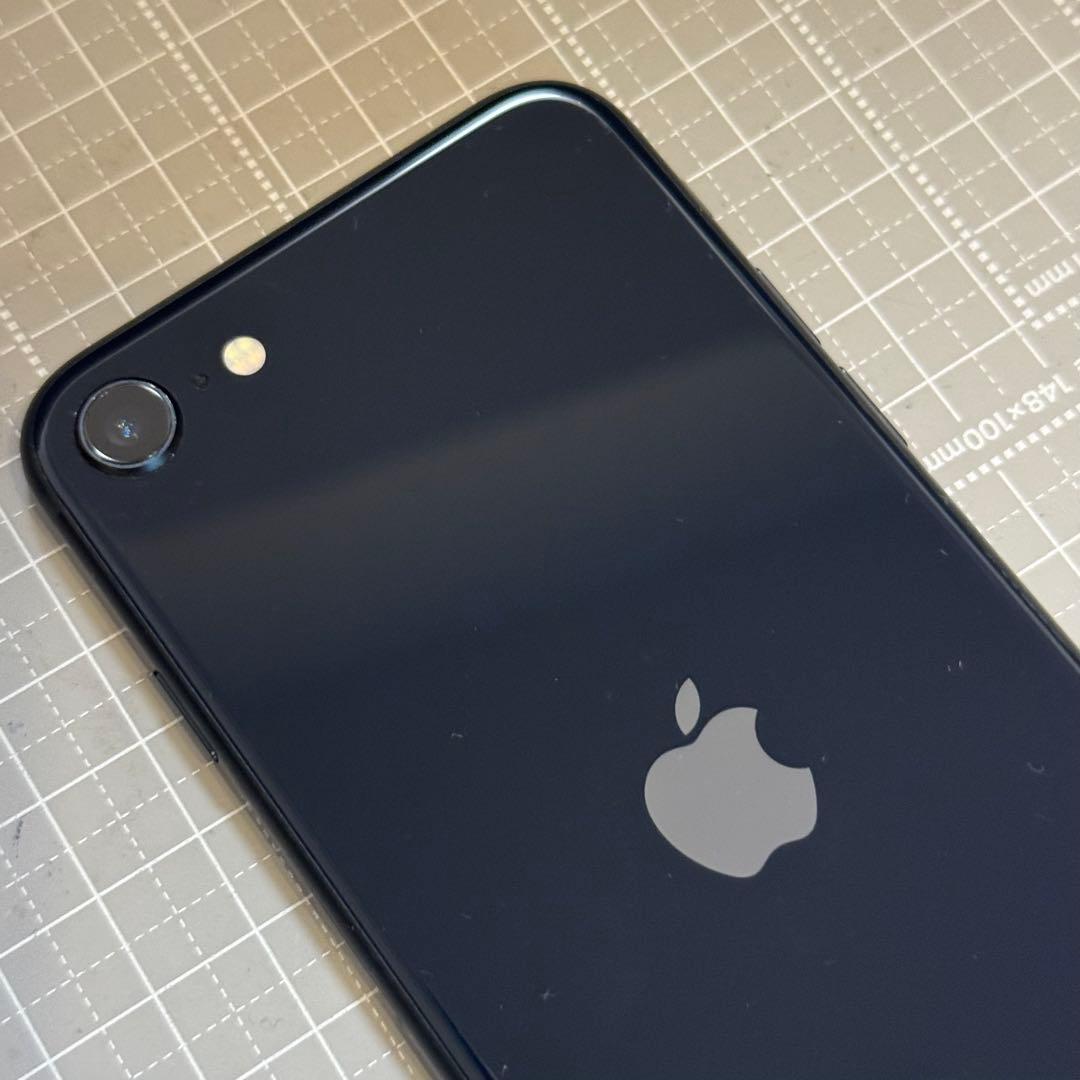 iPhoneSE第3世代 64GB ミッドナイト バッテリー91% SIMフリー iPhone