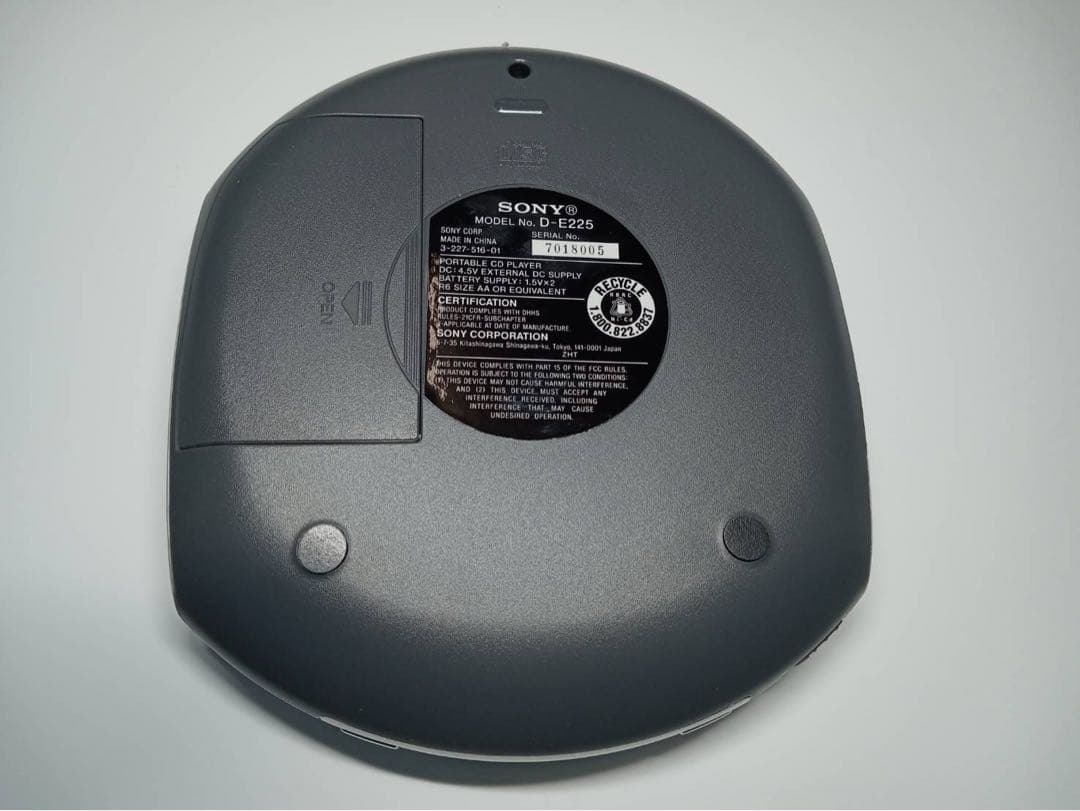 SONY Snap-on スナップオン ポータブルCDプレーヤー D-E225 Amazon.co