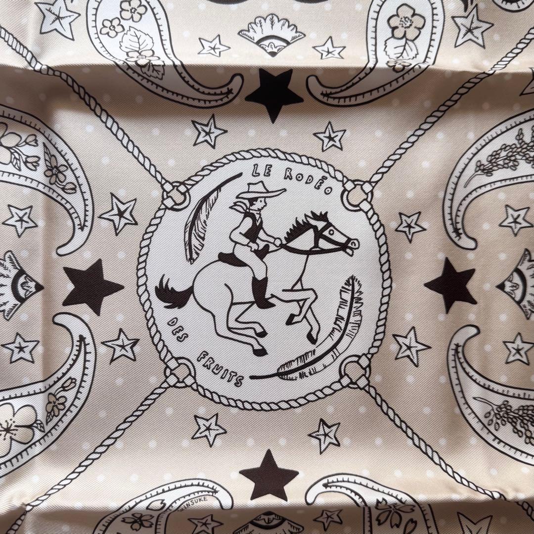 新品未使用 エルメス カレ バンダナ ベージュ ロデオ デ フルーツ