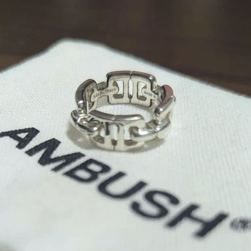 AMBUSH SMALL MONOGRAM CHAIN RING - メルカリ