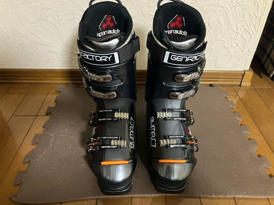 【未使用品】GEN FACTORY スキーブーツ 28〜28.5cm　足幅広め