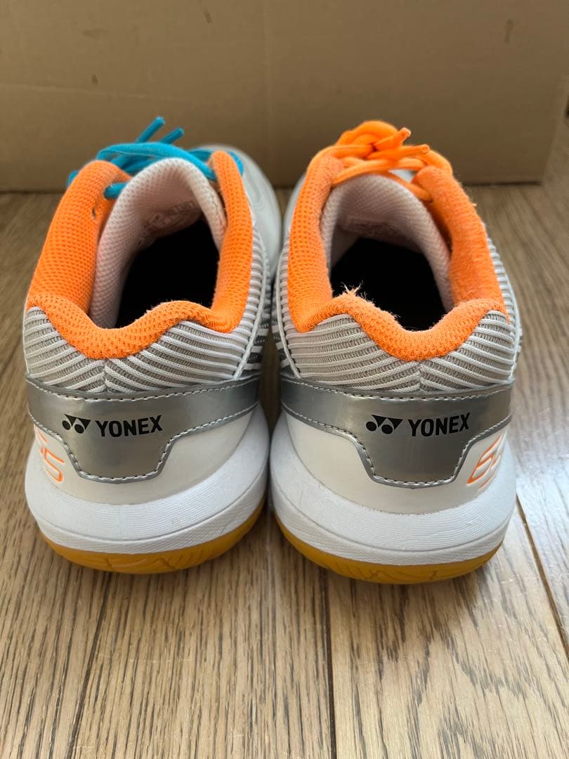 YONEX バドミントンシューズ 24.5cm パワークッション65Zワイド
