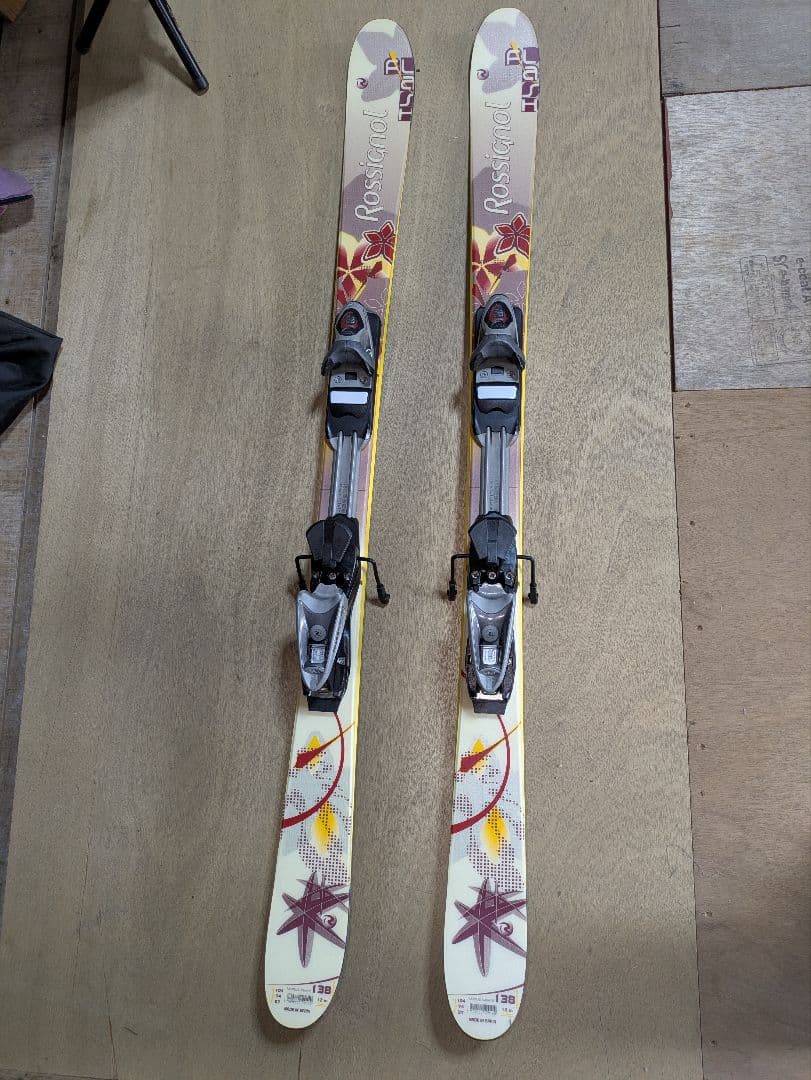 Rossignol Flash138 スキー板 バインディング付き Rossignol Flash138 スキー板 バインディング付き Rossignol Flash138