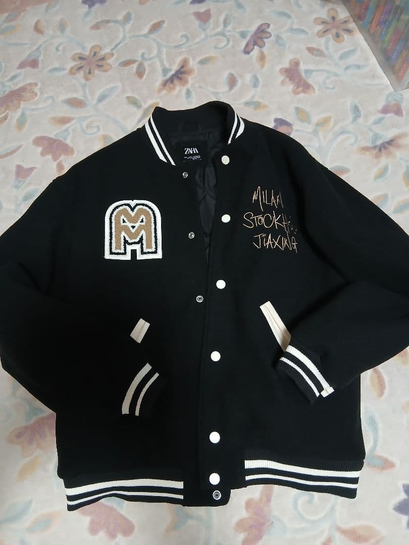 ZARA ブラック スタジャン L L ZARA(ザラ) スタジャン(メンズ) - ブランド通販のBUYMA