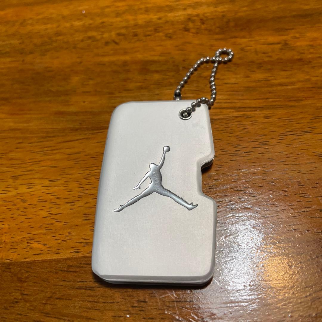 NIKE エアージョーダン　金属製　メタルタグ NIKE エアージョーダン 金属製 メタルタグ NIKE エアージョーダン 金属