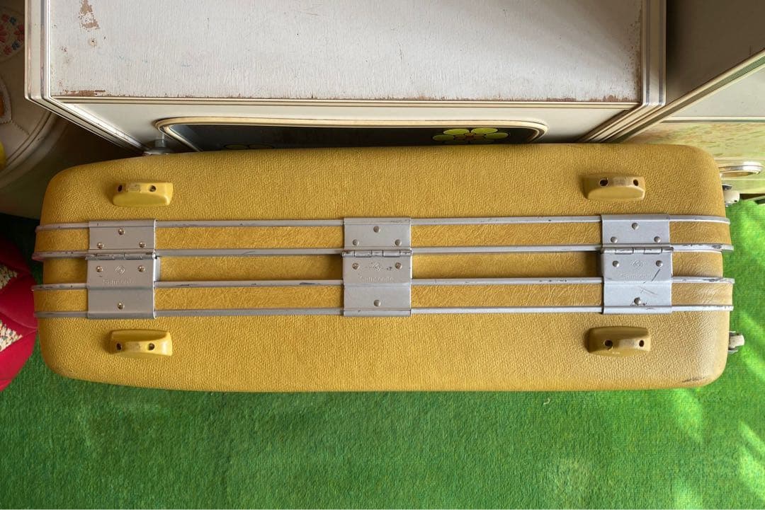 サムソナイト キャリーバッグ 黄色 イエロー スーツケース トランク